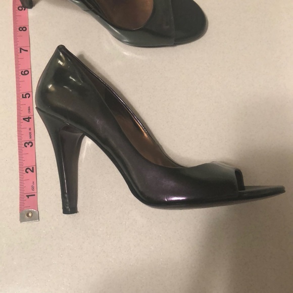 Iridescent Mark Fisher Pumps - Picture 2 of 5